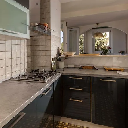 Golden Creek Magic View